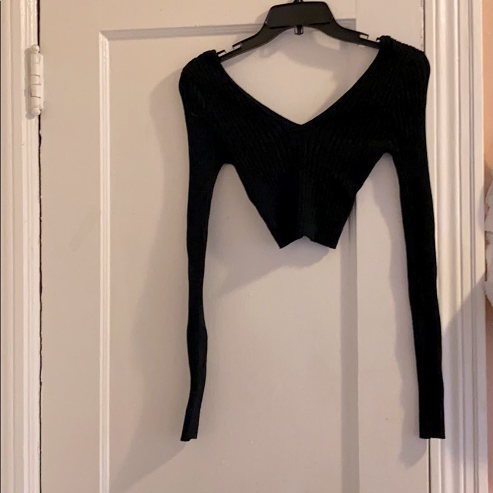 Long sleeves crop top